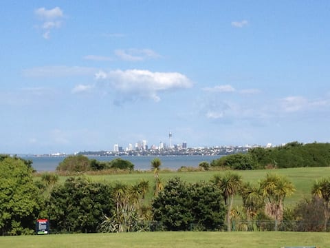 Harbourside Haven on the Peninsula