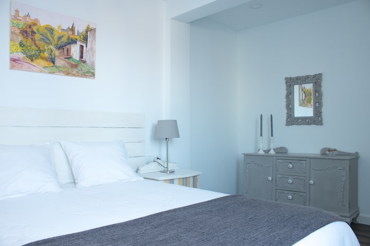 ห้องนอน 2 ห้องน้ำในตัว