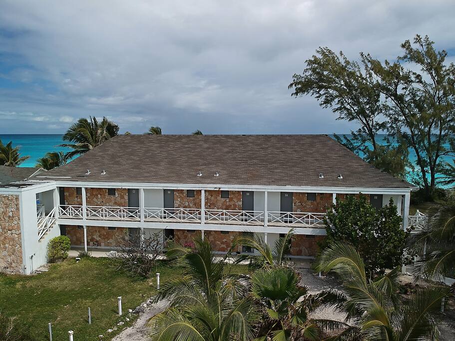 We feature 5 bottom floor rooms and 6 upper floor rooms