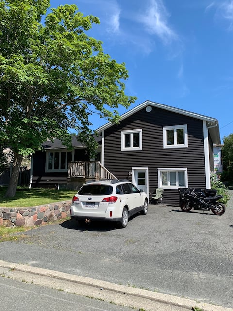 Beautiful Home, Centrally Located
