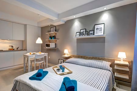 FIT Studio (near the sea)