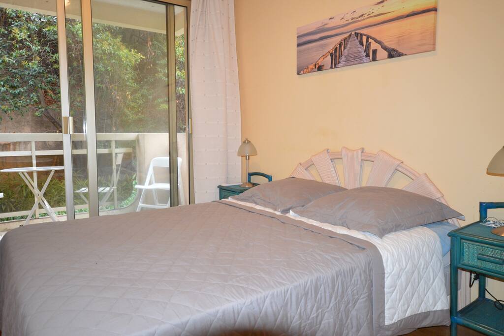 Bedroom / Chambre
