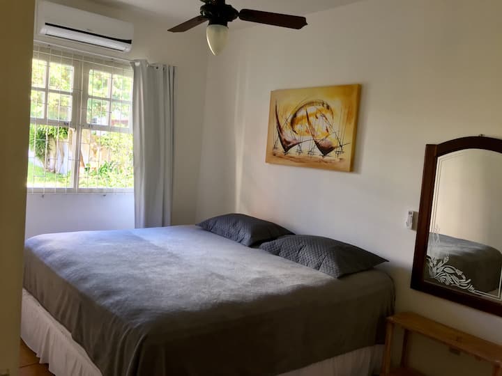 Საწოლი ორადგილიანი საწოლი