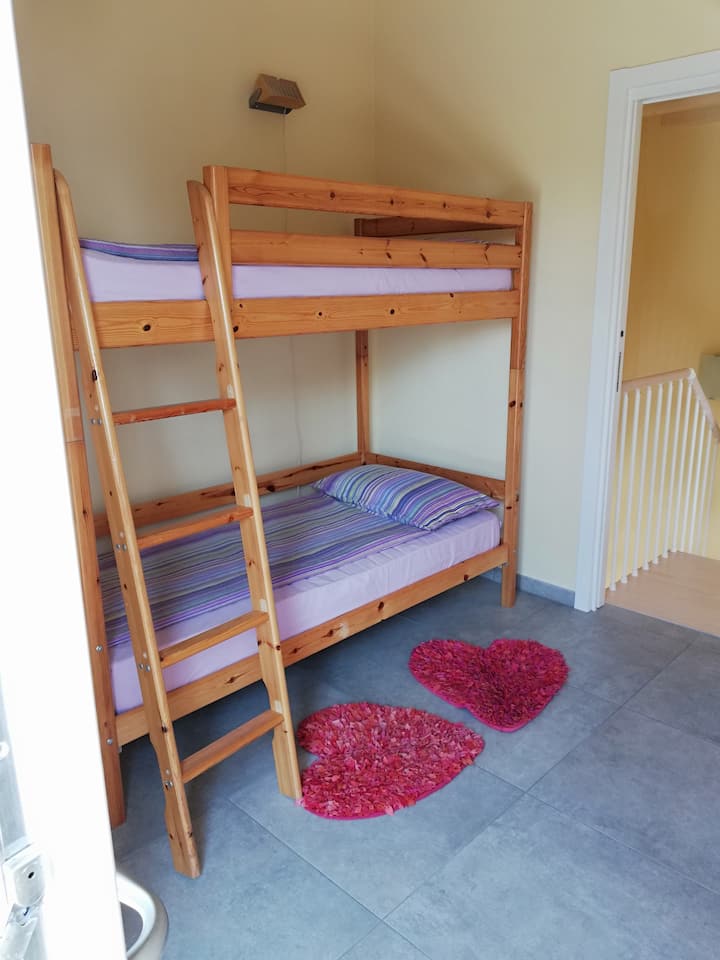 غرفة النوم 2