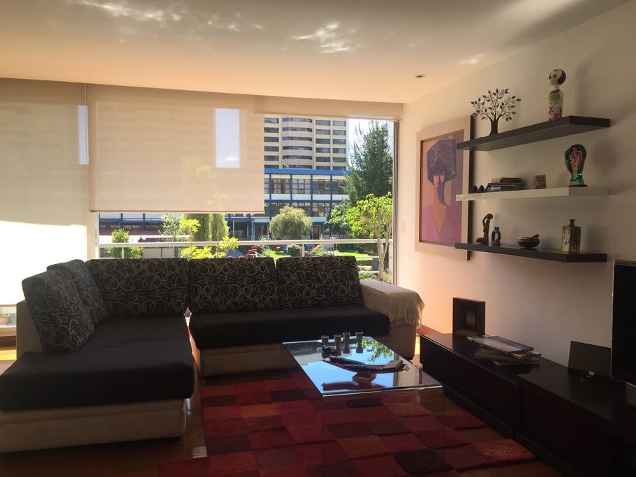 sala con balcón
