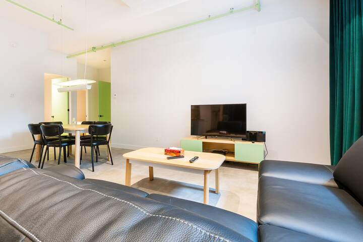 SR102 – Les Lofts St-Roch – Par Les Lofts Vieux-QC gallery image 4