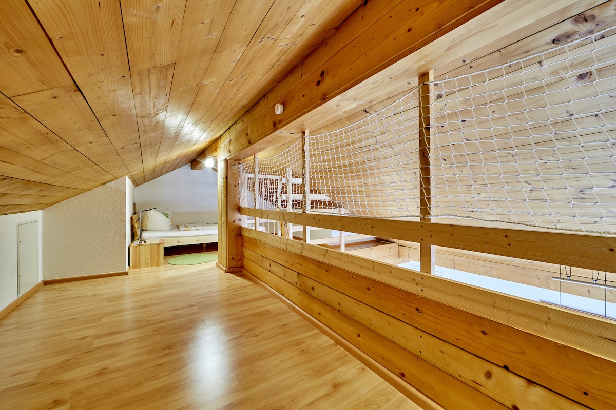 Play area in the gallery of the living room