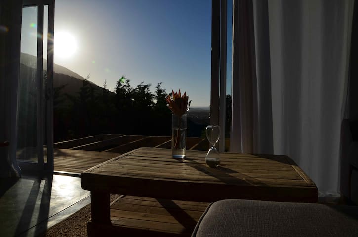 Cape Rocks. The ideal Cape stay!