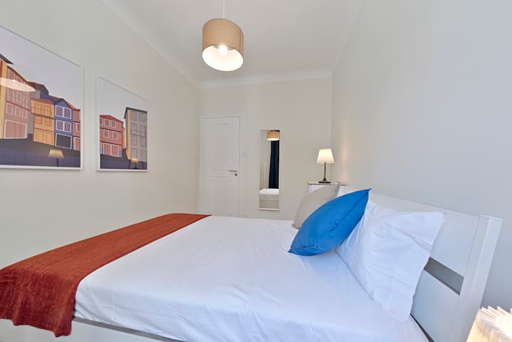 Sleep In Centre – Apartments 1E