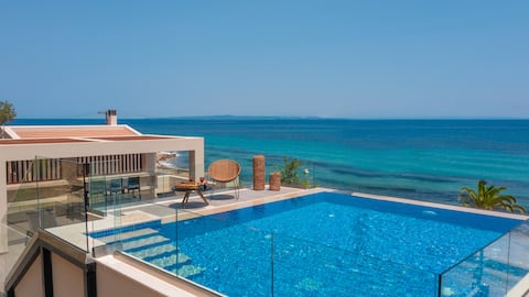 Nerea SeaFront Villa, a SeaView Sanctuary