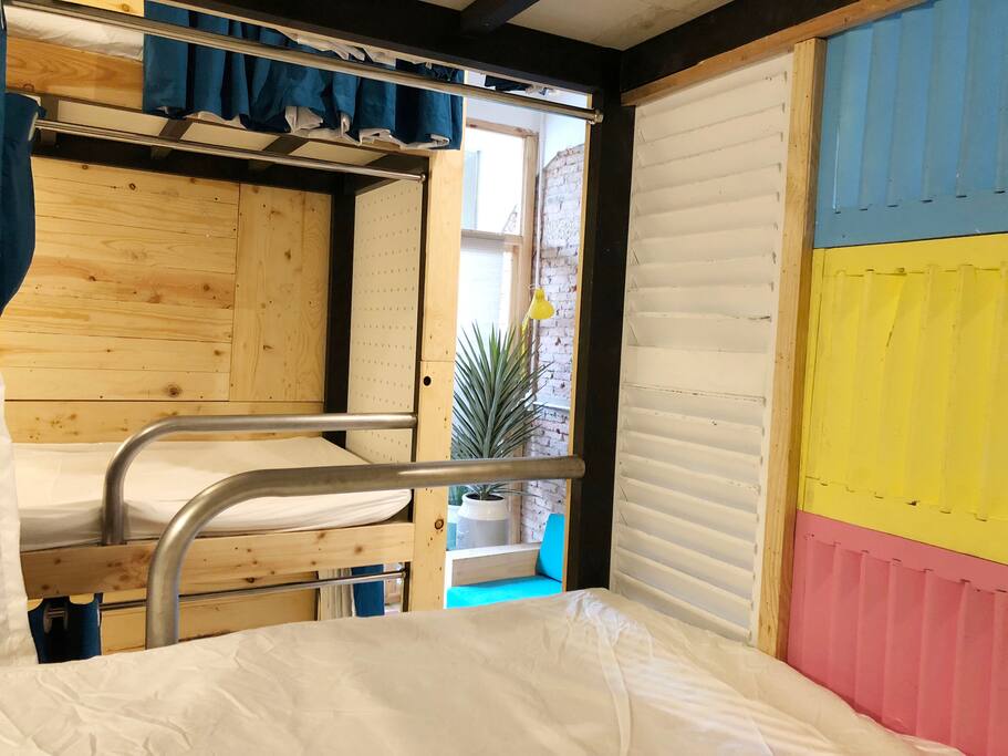 Bunk bed