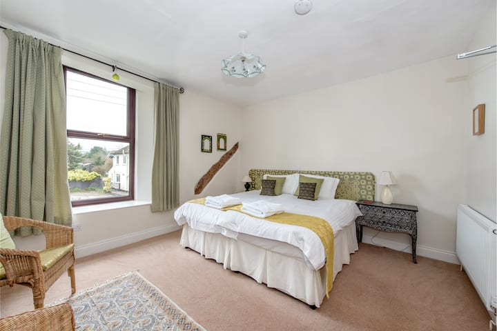 Beds can be joined for a large double