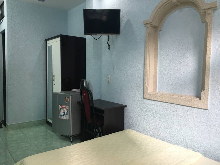 Room 201 - Location 1 (w/ small balcony and private bathroom)