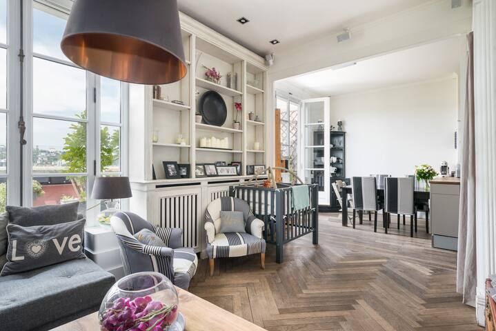 Appartement grande terrasse vue panoramique et spa gallery image 4