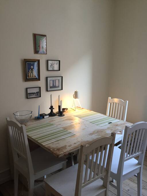 Sweedish vintage dinner table :-D