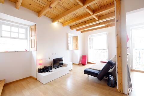 Duplex at old typical Lisbon - Alfama