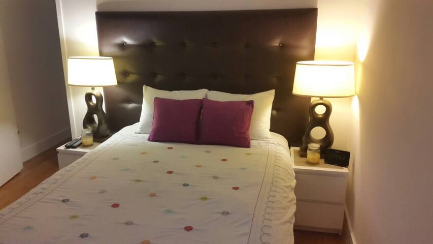 Modern 2BR Williamsburg Loft With a Balcony gallery image 4