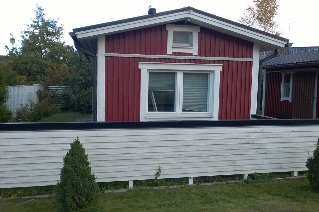 Live in a cabin in a good neighbourhood