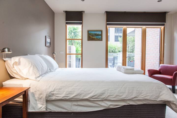 Aggies of East Melbourne gallery image 3