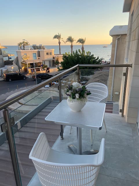 Player Sea View apartment