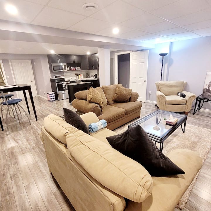 Airy, bright & cozy basement suite in Sage Creek - Houses for Rent in  Winnipeg, Manitoba, Canada - Airbnb