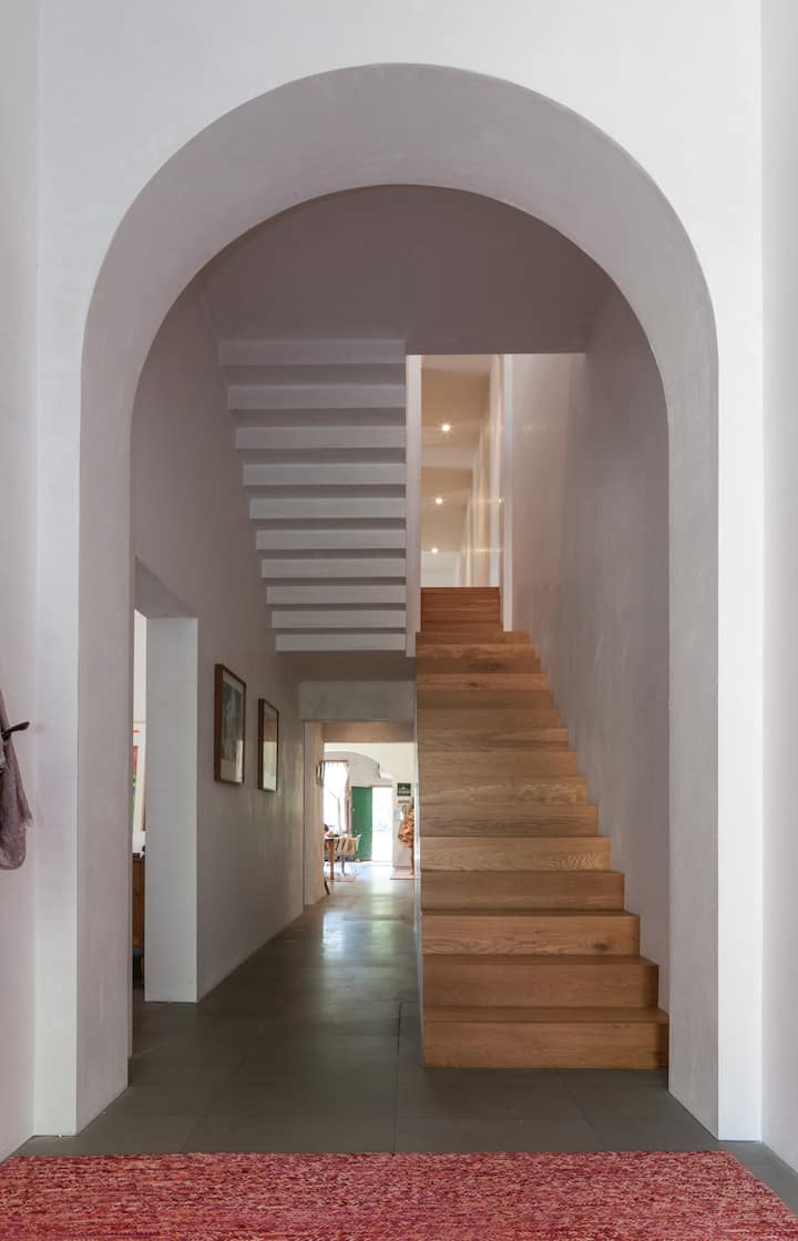 An Extradordinary St Kilda Mansion - Bayside City