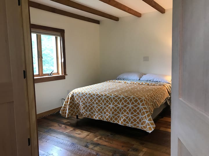 Спална соба со спуштање