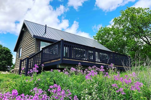 Cottontail Ridge Guesthouse / Prince Edward County