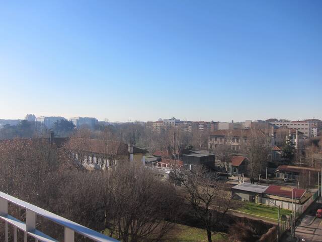 BRIGHT PENTHOUSE TERRACE PARK VIEW gallery image 5