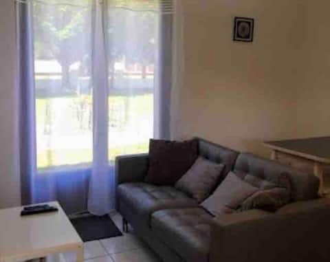 Annonce Airbnb populaire: House with garden and pleasant wooden terrace. à Soulac Sur Mer