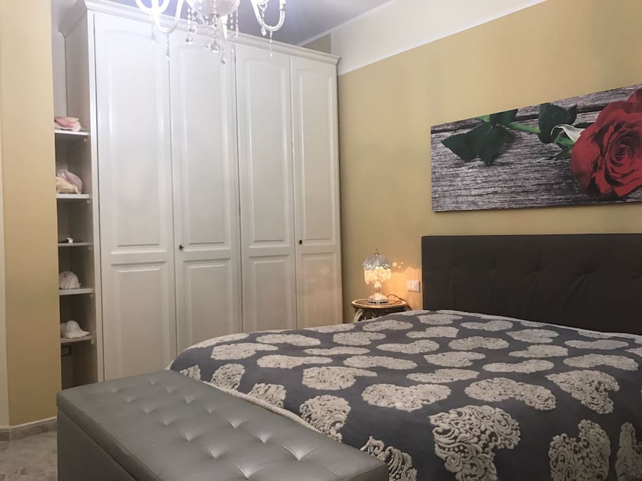 camera matrimoniale/double bedroom