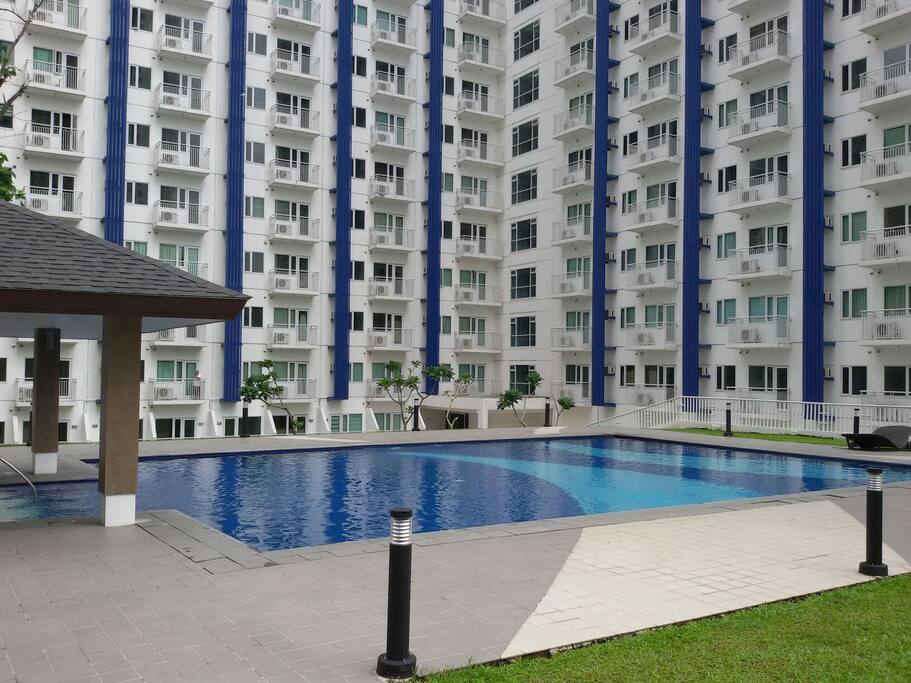 Tower 2 pool