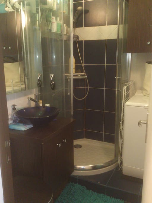 salle de bain fonctionnelle