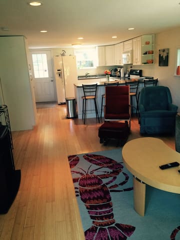 Hulls Cove  Hideaway