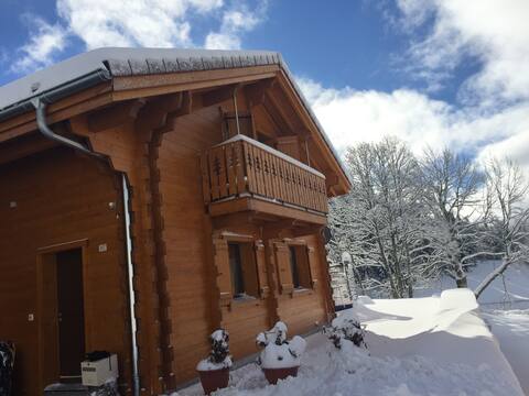 The mountain, the fresh air, the chalet: happiness!