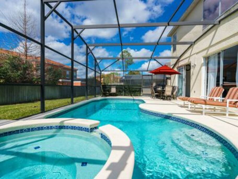 Pool and Jacuzzi