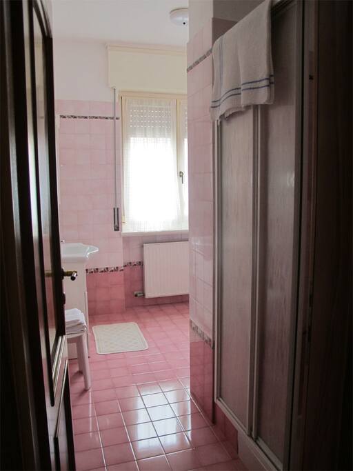 Il bagno dell'appartamento