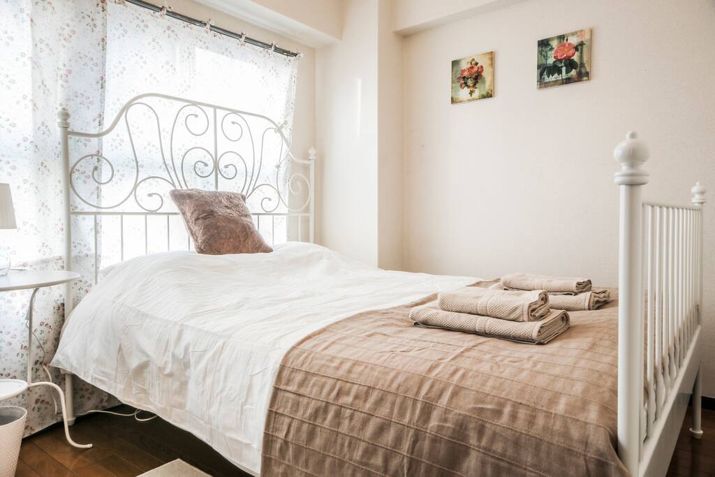 Double bed