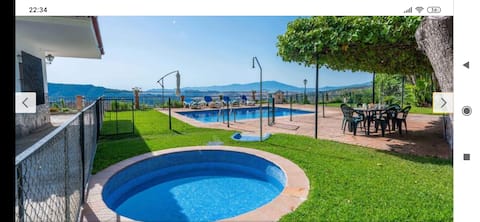 Casa Paca Perea (Accommodation with private pool)