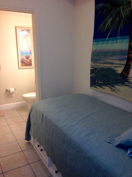 Semi private alcove with twin bed