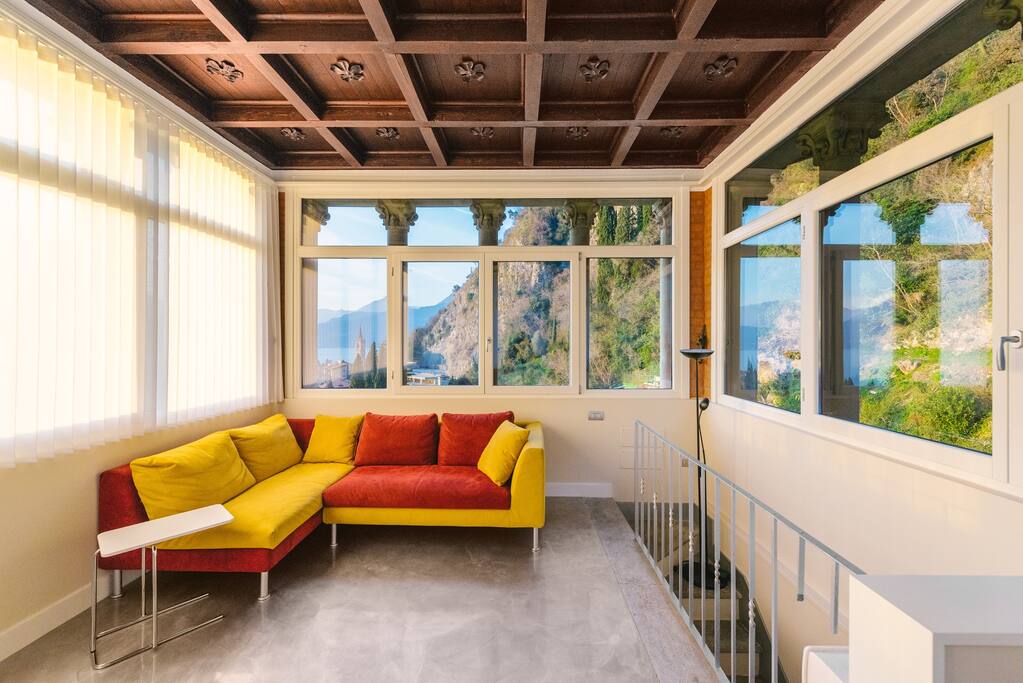 Hydrangea Lake View Apt. in Varenna Apartments for Rent in Varenna