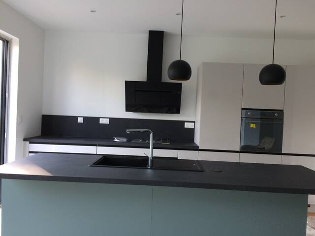 Maison chaleureuse avec piscine gallery image 5