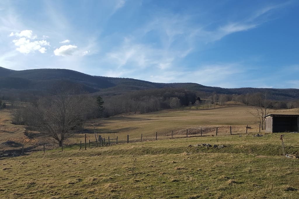 Doe Hill Escape Farm stays for Rent in Doe Hill, Virginia, United States