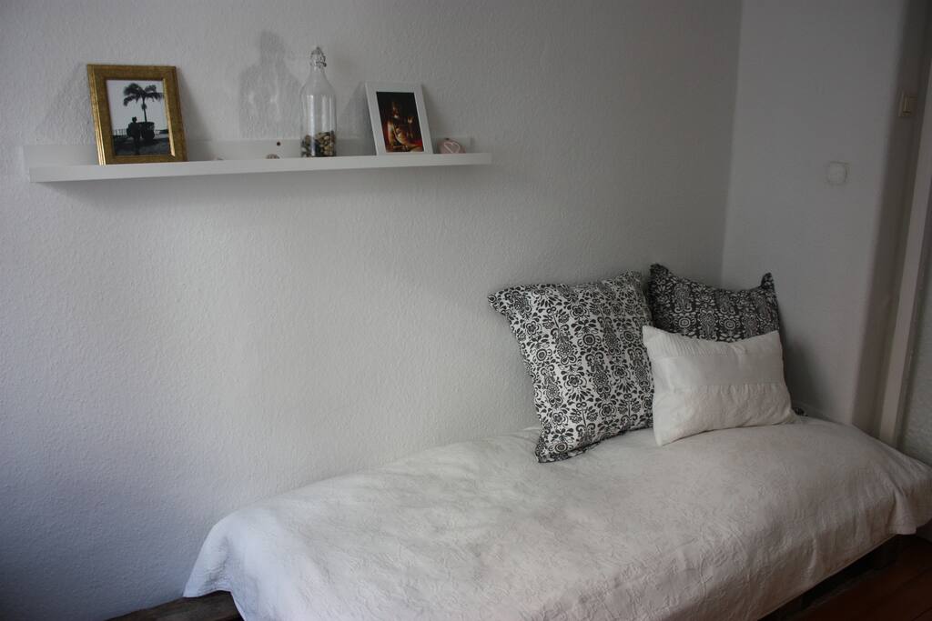 Gästezimmer mit Schlafgelegenheit für 1 Person