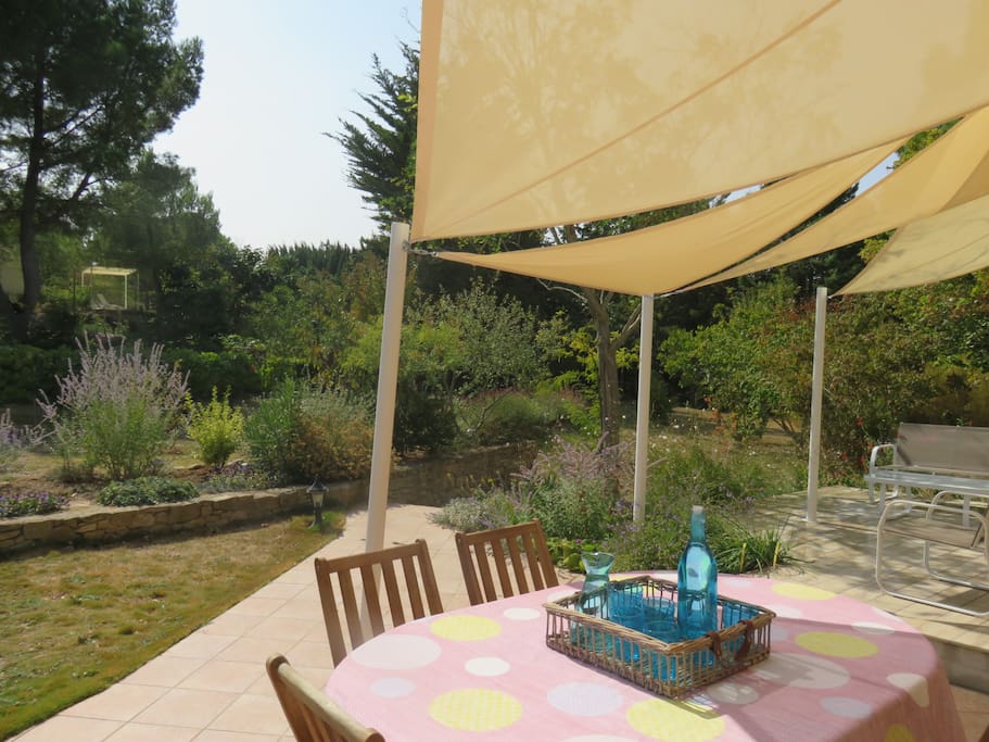 vivre dans le jardin sur les terrasses