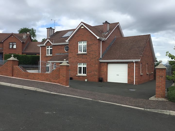 Luxury home on Sligo road Enniskillen Houses for Rent in Fermanagh and Omagh, Northern Ireland Luxury home on Sligo road Enniskillen Houses for Rent in Fermanagh and Omagh, Northern Ireland