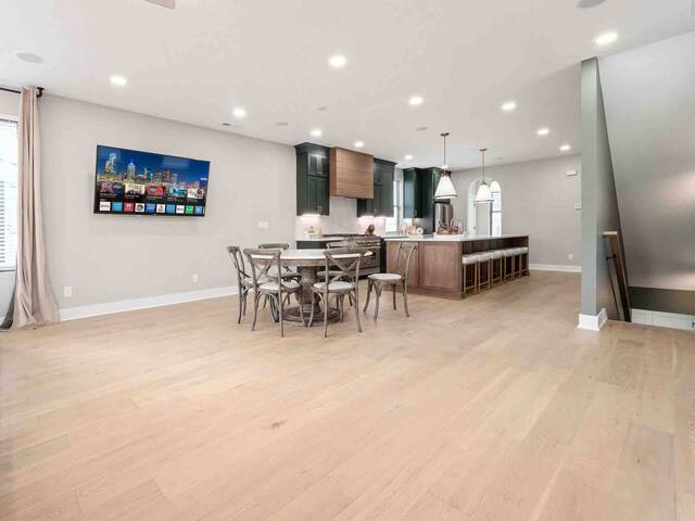 New Build, Downtown Views, next to NCH gallery image 5