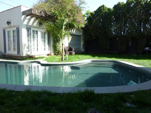 Paradise in “Melrose Village” gallery image 2