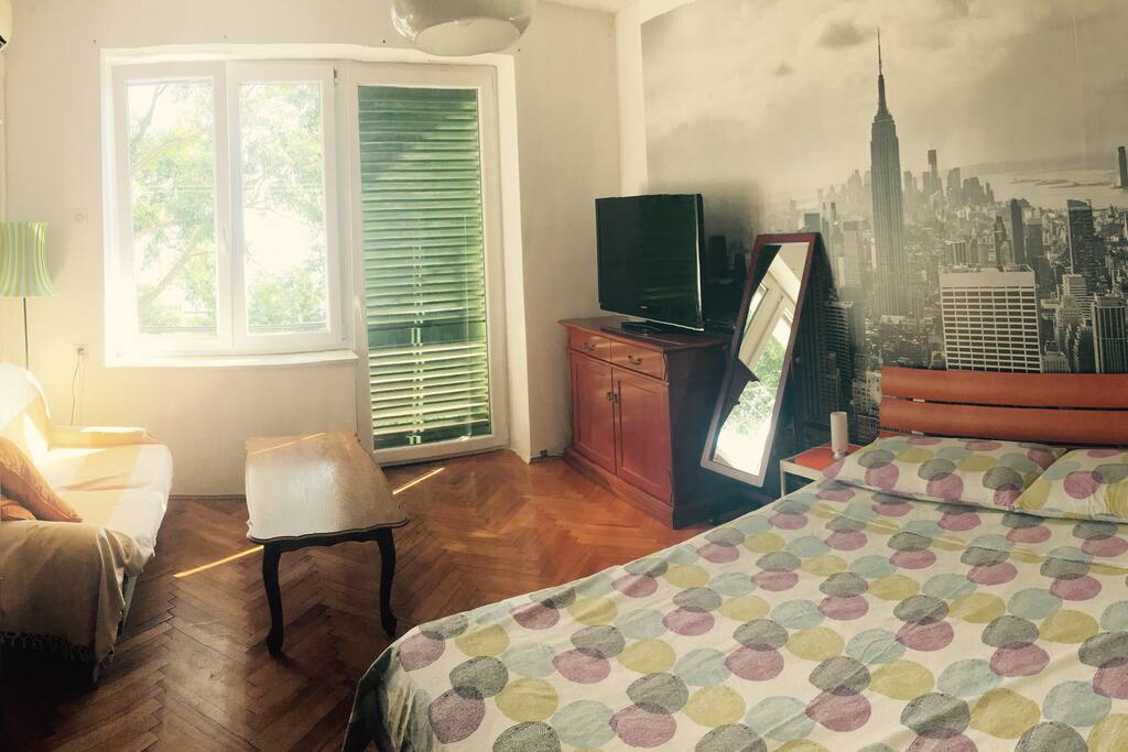 Panoramic view of the living/sleeping area