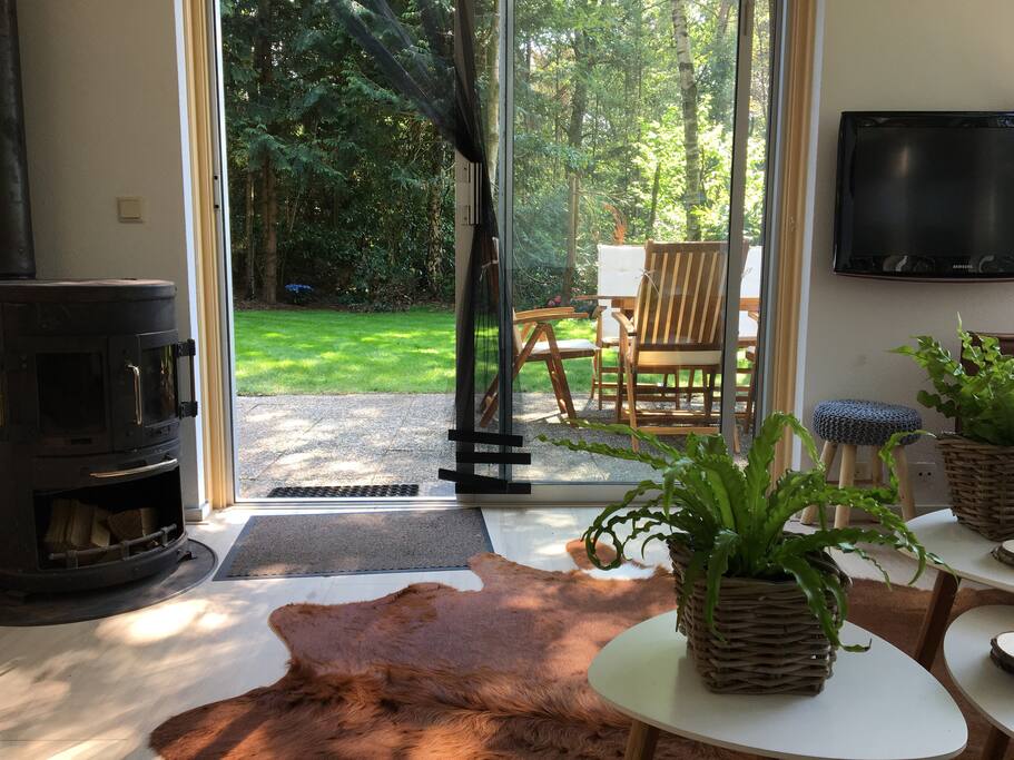 View to the garden when sitting on the couch